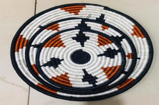 Round Table Bow Tray